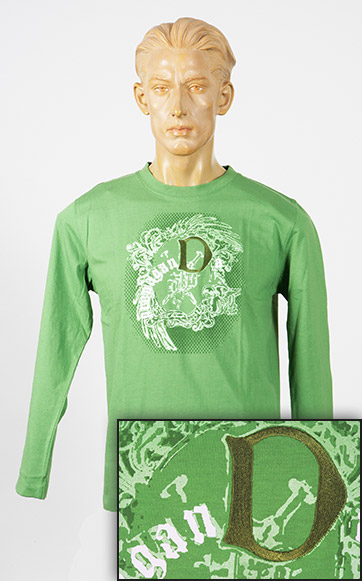 T-Shirt grün mit Stick